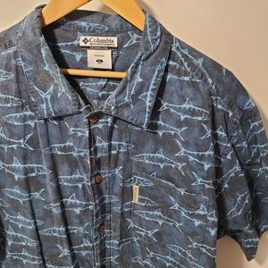 Columbia mens XL shark short sleeve button up